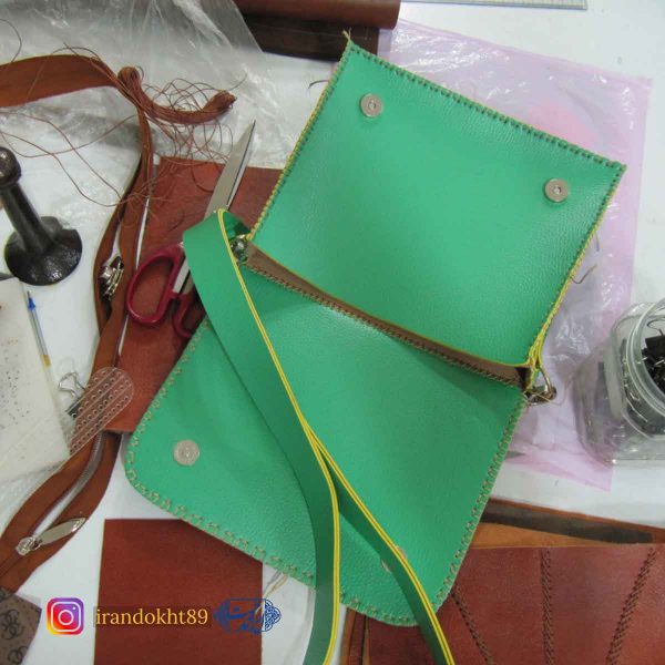 Leather handbag